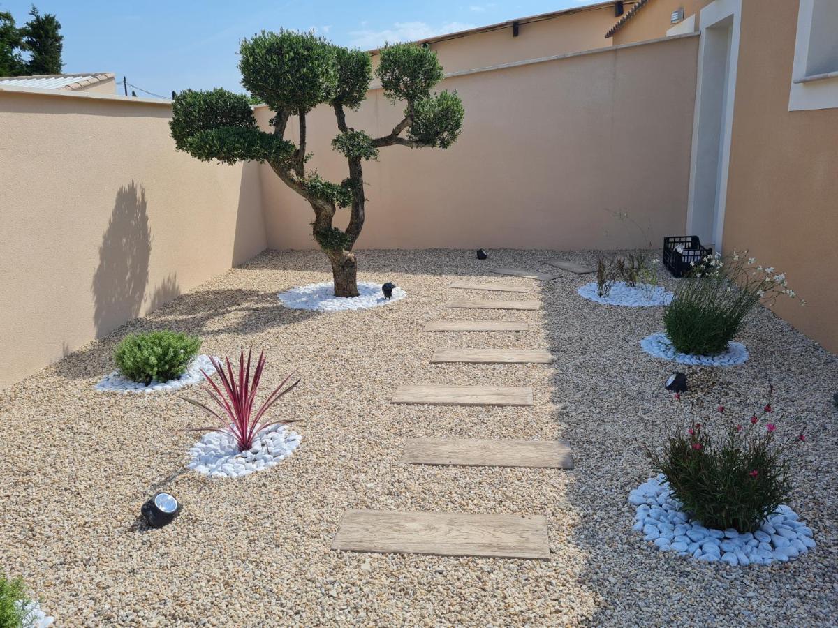 Paquerette Villa Arles Exterior photo